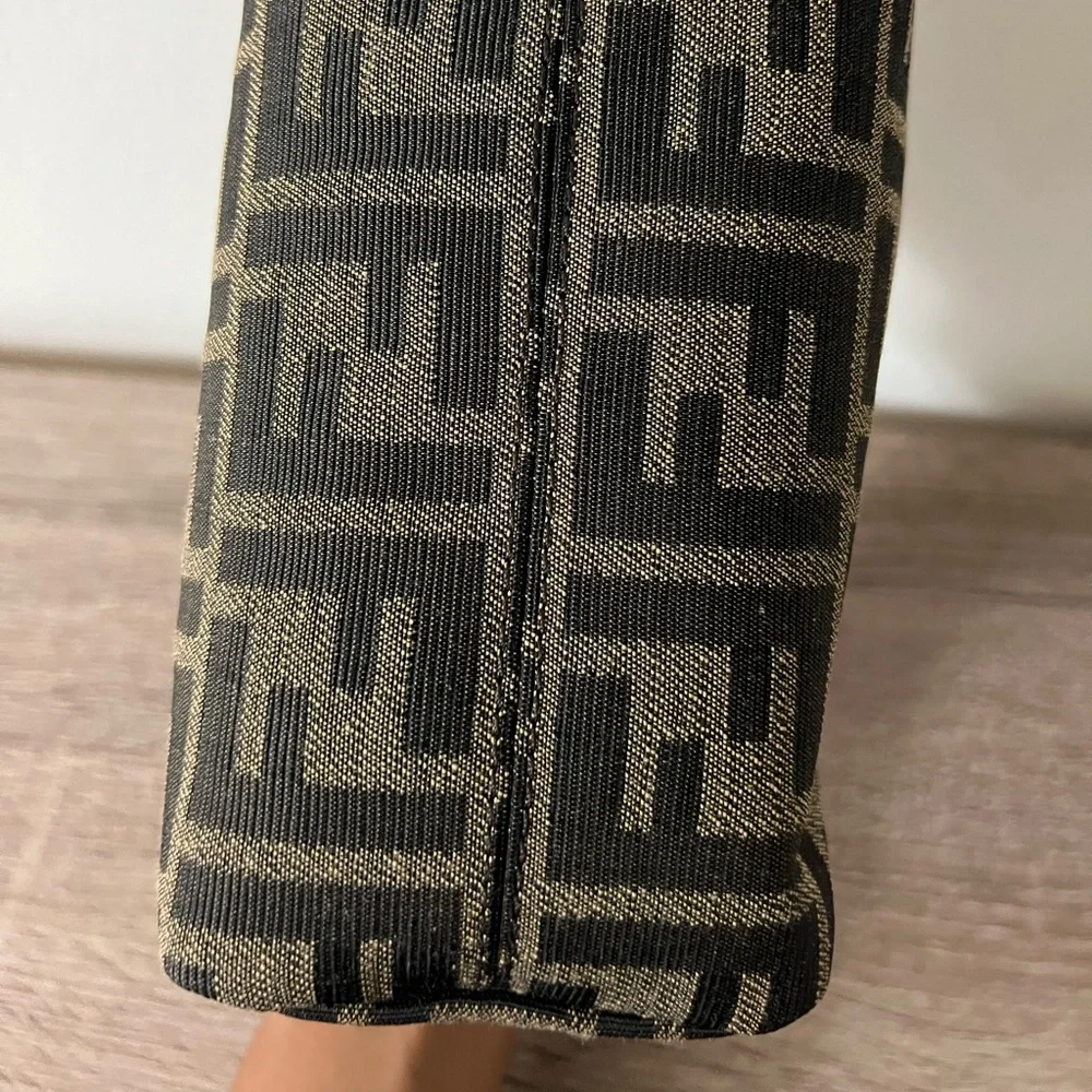 Fendi  cosmo pouch